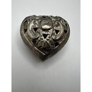 Vintage Silver Plated Cut Out Keepsake Heart Box